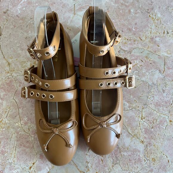 Cider Tan Gold Strappy Grommet Mary Jane Flats Womens 41 NWT - Picture 12 of 14